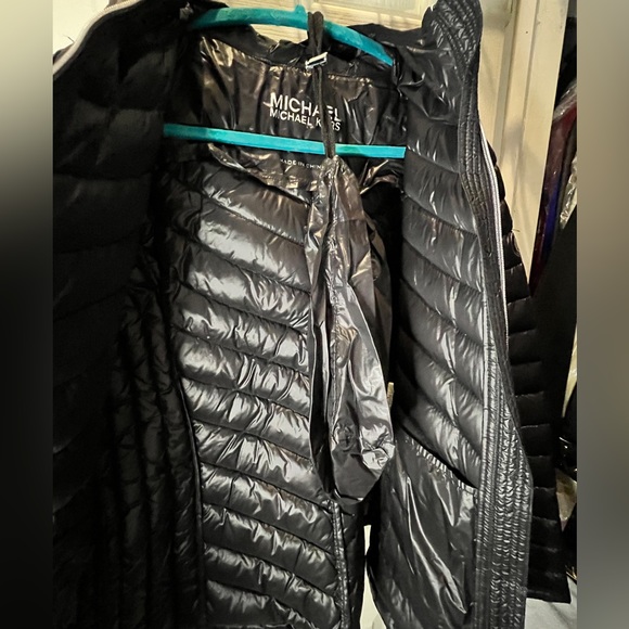 Michael Michael Kors Packable Size Large Black - Picture 9 of 14